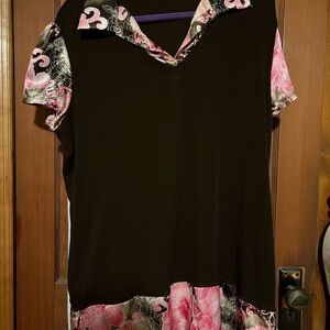 Women's Black and Pink Floral Top